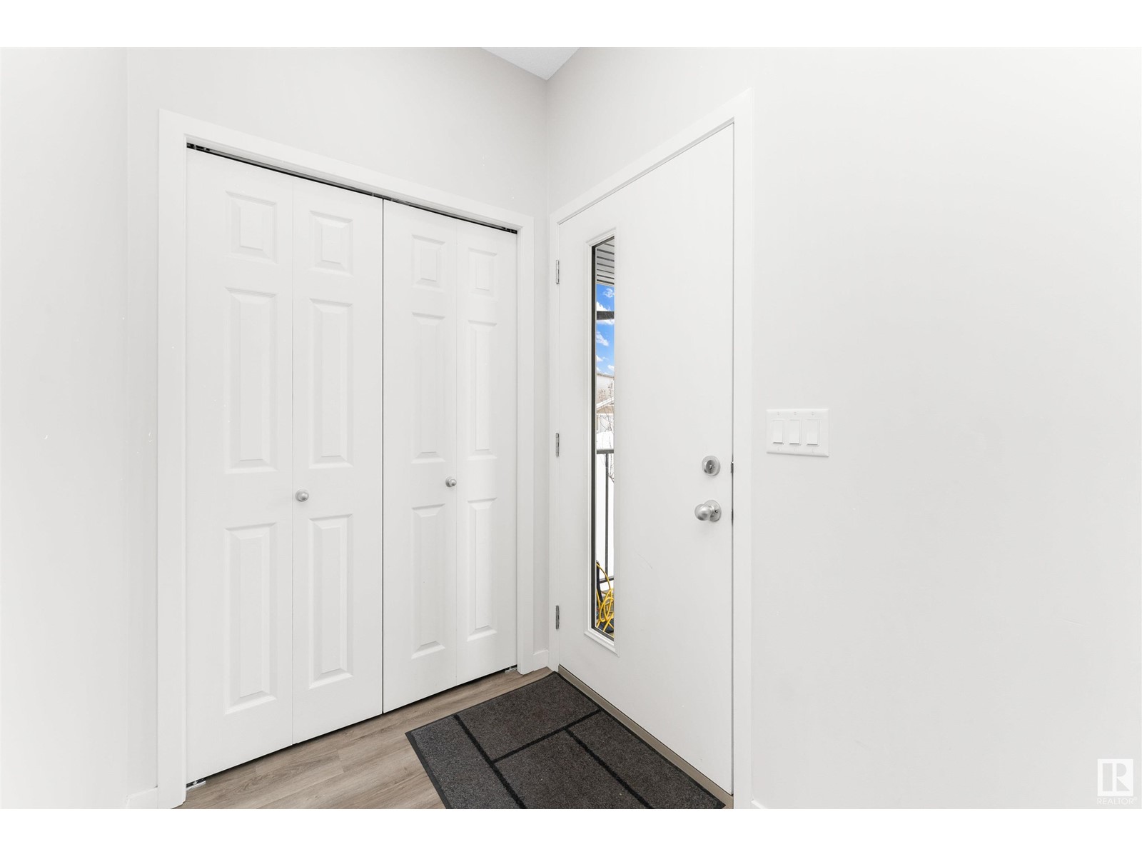 9534 Carson Bend Sw, Edmonton, Alberta  T6W 5H6 - Photo 4 - E4439086