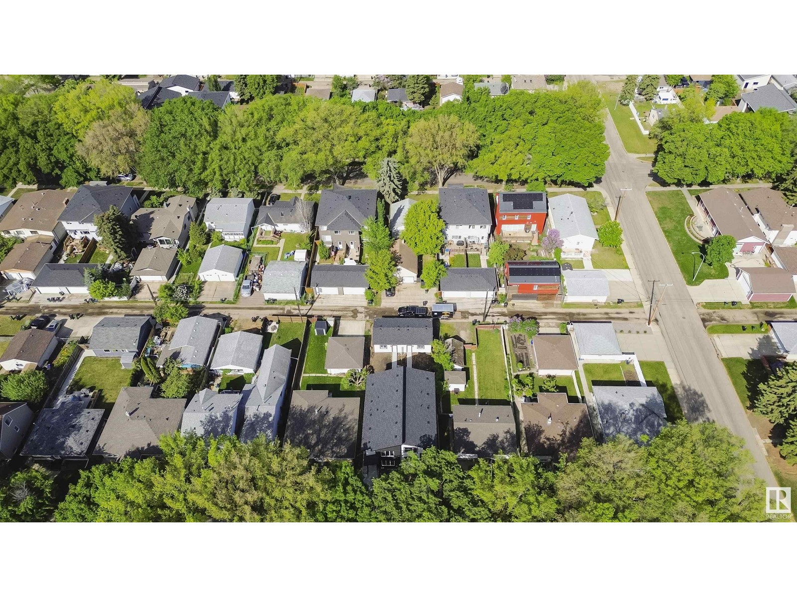 10332 77 St Nw, Edmonton, Alberta  T6A 3C3 - Photo 49 - E4439087