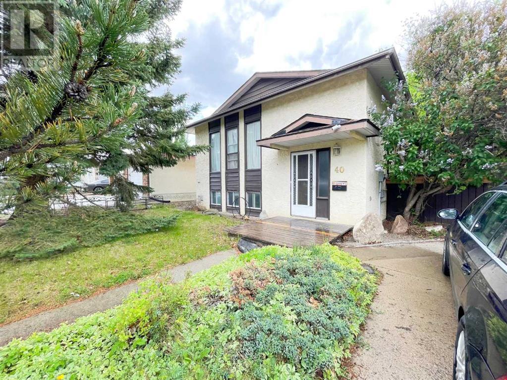 Property at 40 Mohawk Road W image 2