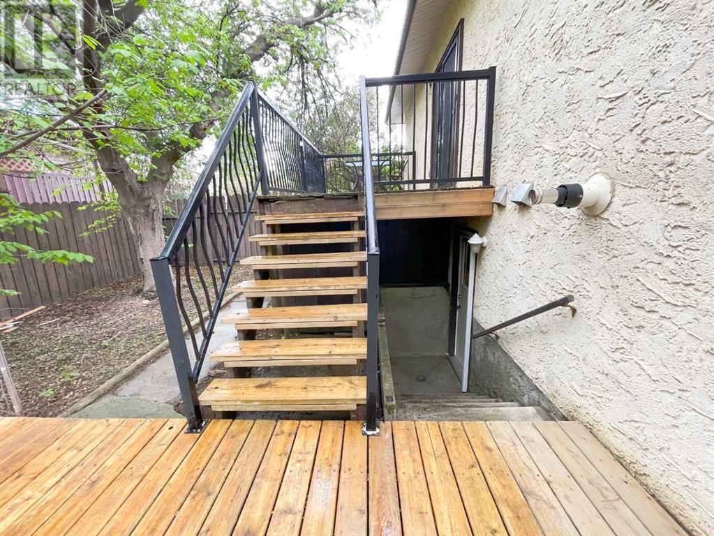 Property at 40 Mohawk Road W image 5