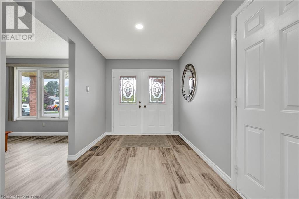 Property at 483 NORTHLAKE Drive image 4