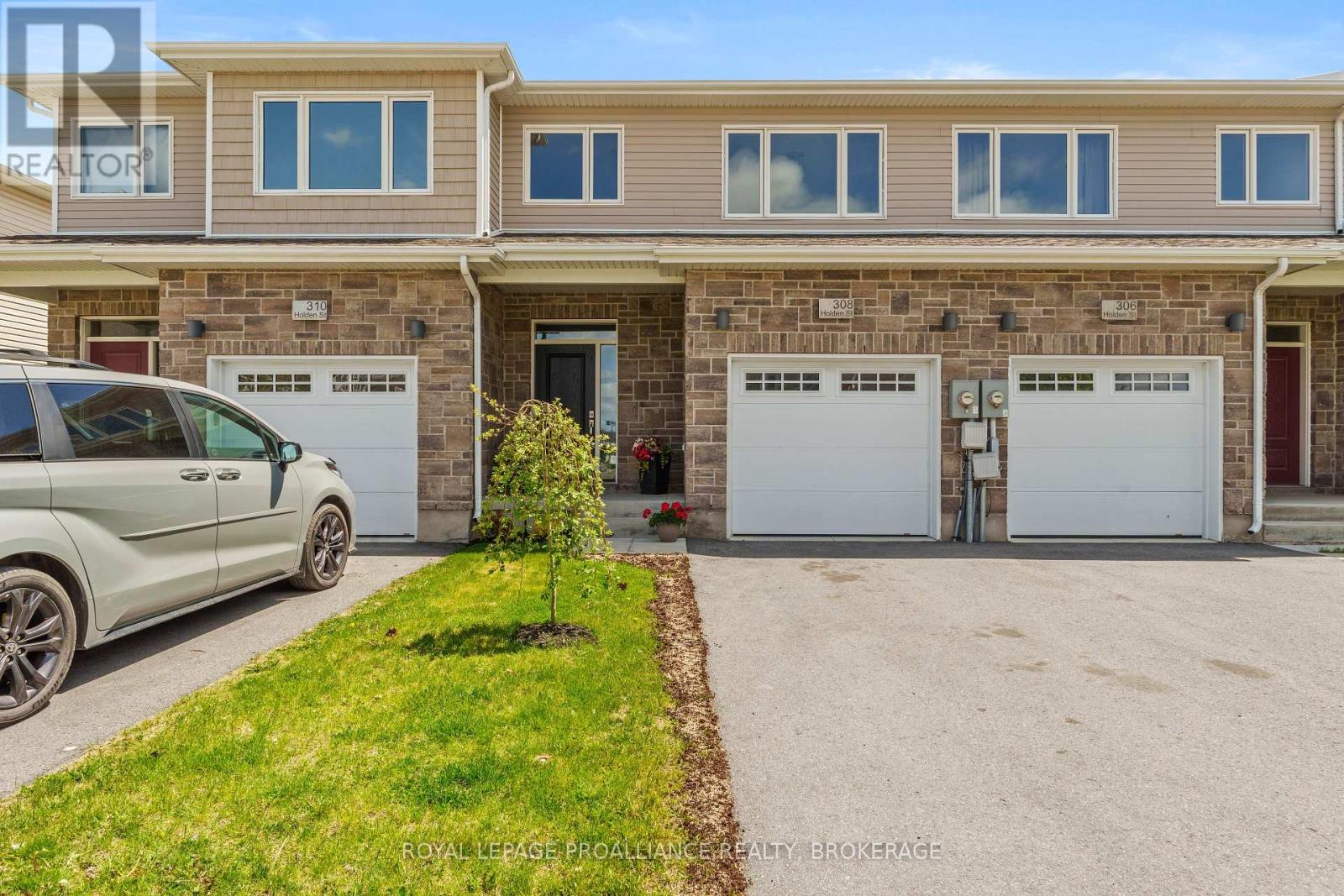 308 Holden Street, Kingston, Ontario  K7P 0M3 - Photo 2 - X12181165
