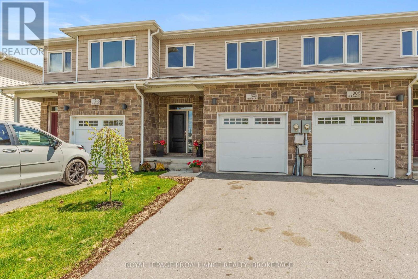 308 Holden Street, Kingston, Ontario  K7P 0M3 - Photo 3 - X12181165