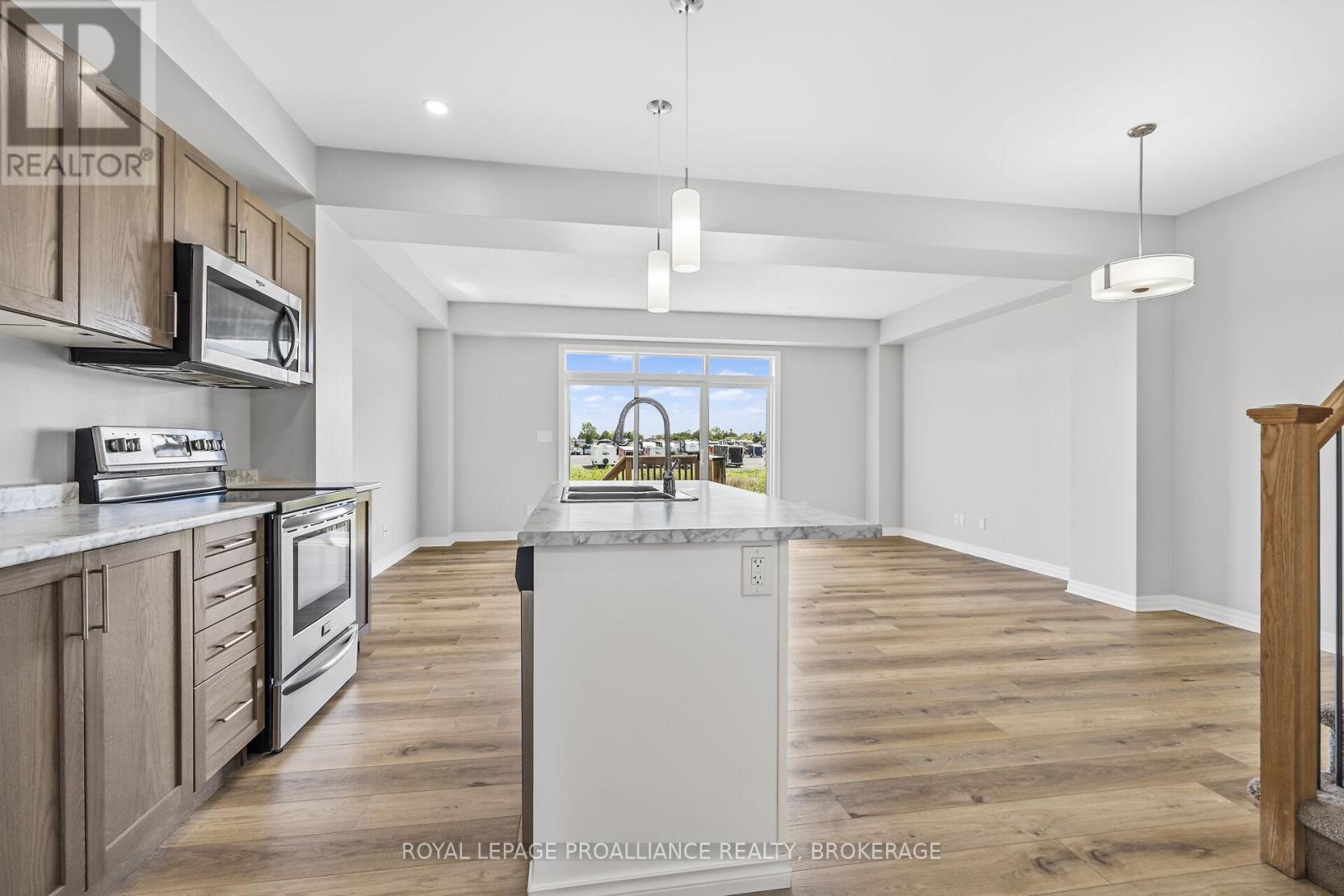 308 Holden Street, Kingston, Ontario  K7P 0M3 - Photo 8 - X12181165
