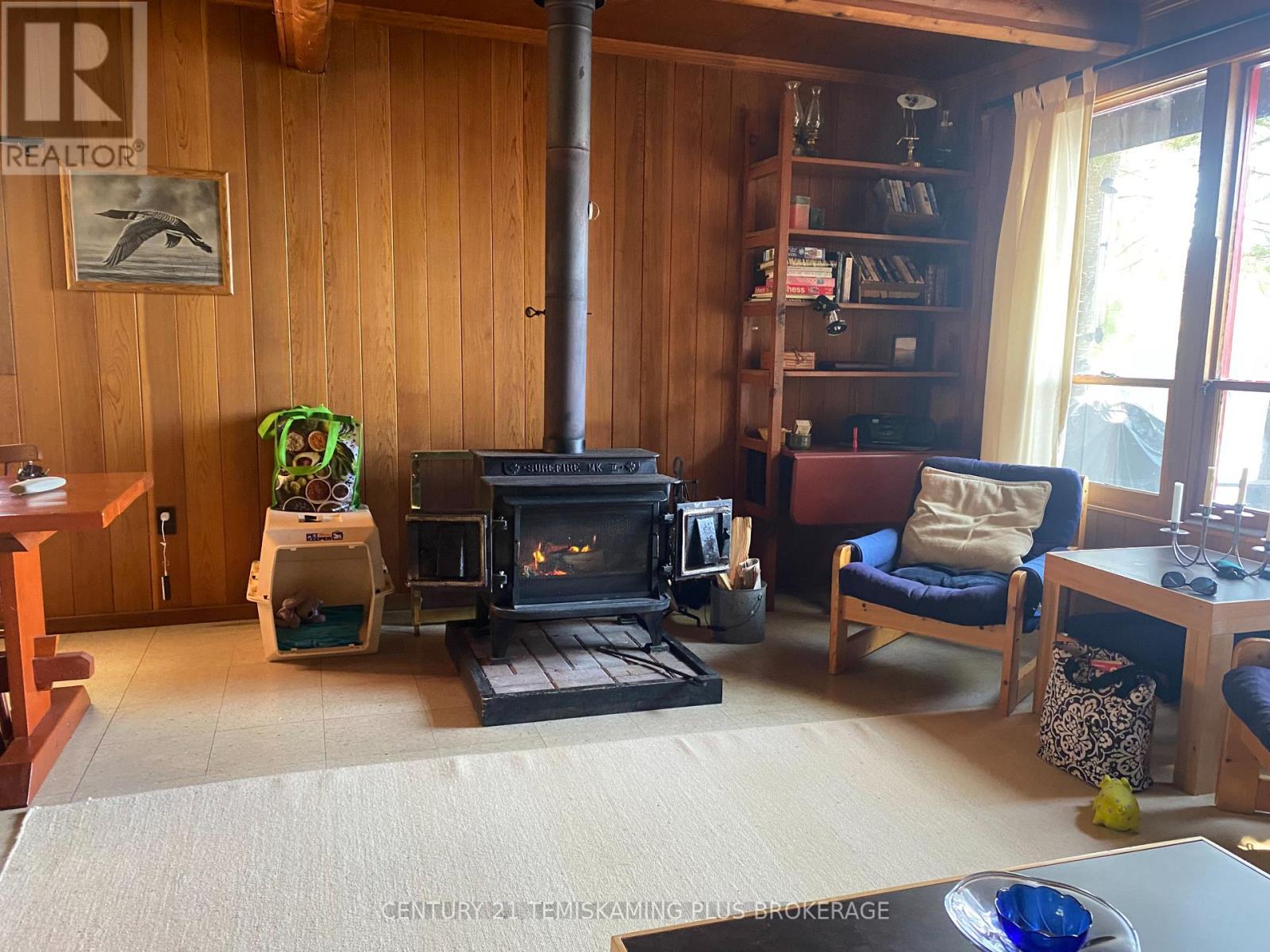 277 Net Creek Road, Temagami, Ontario  P0H 2H0 - Photo 18 - X12179009