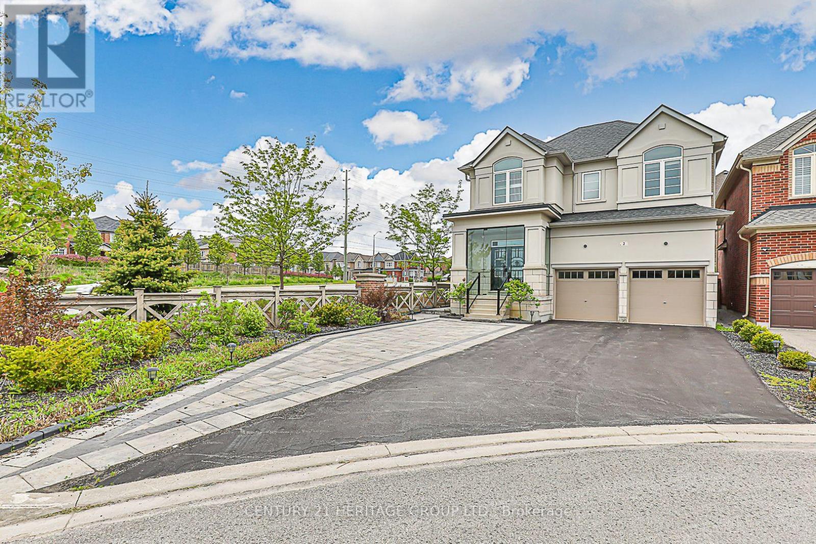 2 Roy Harper Avenue, Aurora, Ontario  L4G 0V4 - Photo 2 - N12180943