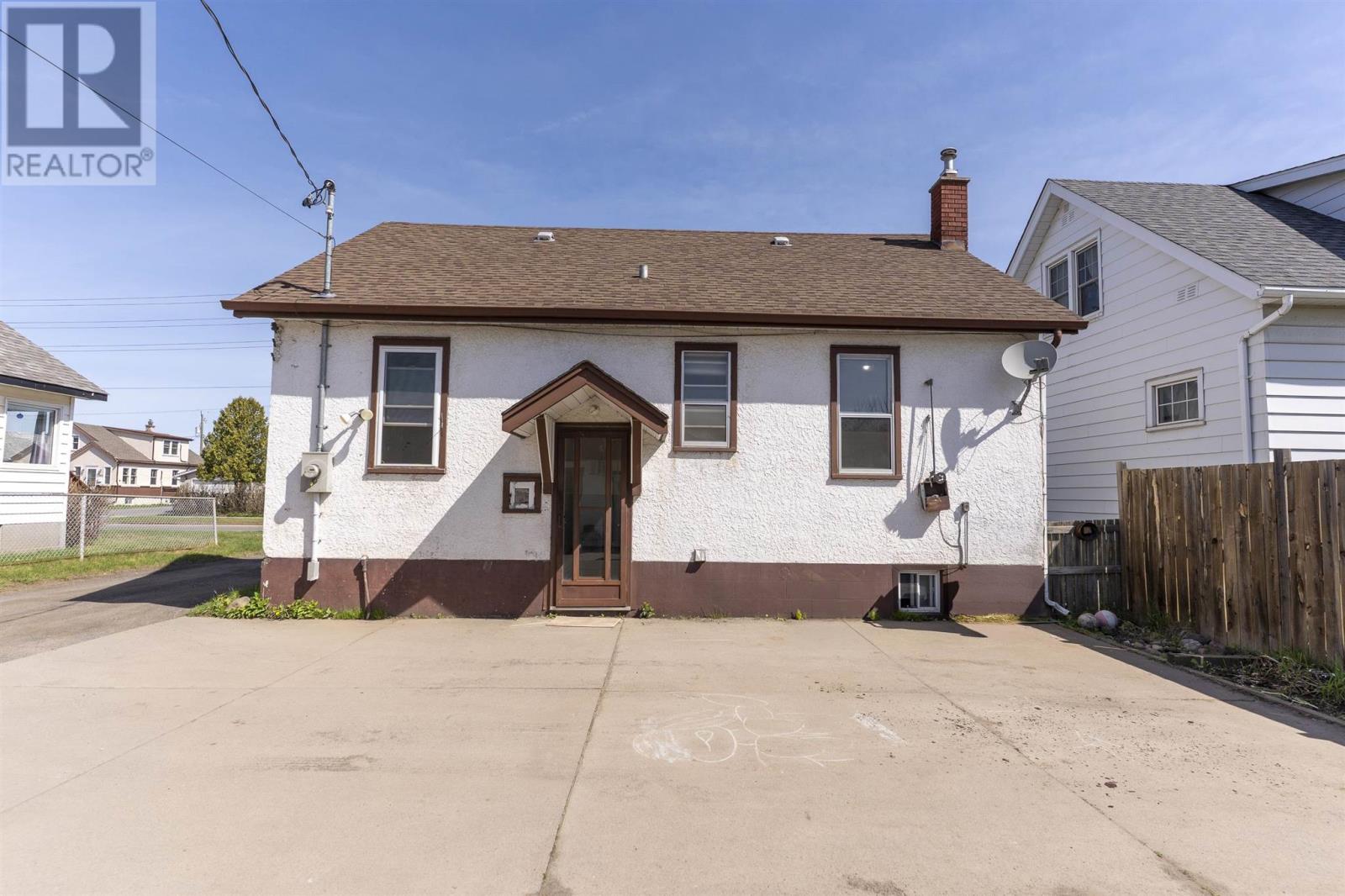 396 Mary St E, Thunder Bay, Ontario  P7E 4J9 - Photo 5 - TB251278