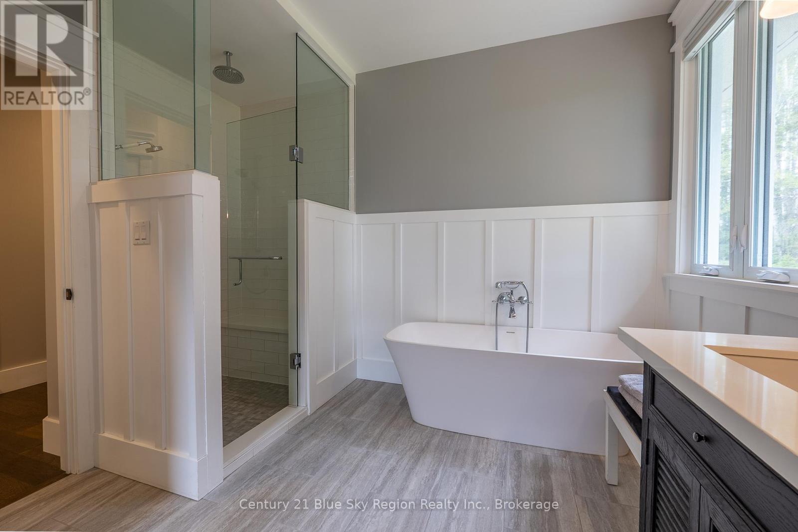 54 Chadbourne Drive, North Bay, Ontario  P1B 8G2 - Photo 30 - X12181180