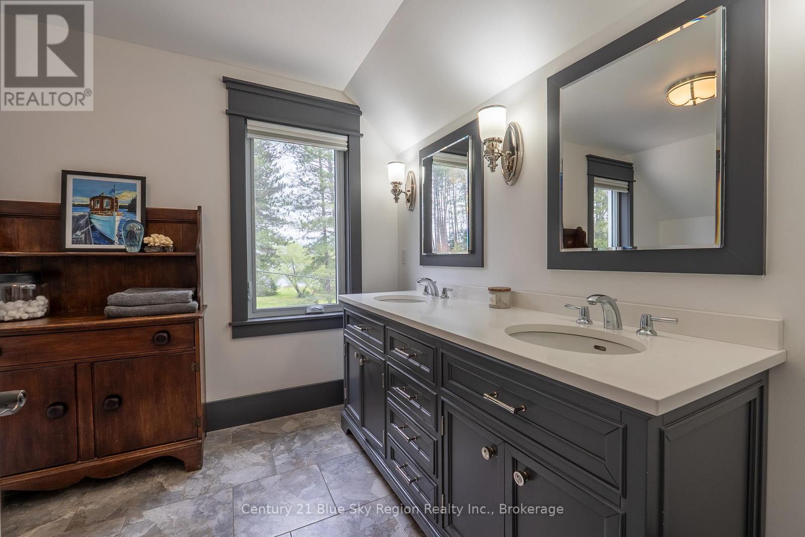 54 Chadbourne Drive, North Bay, Ontario  P1B 8G2 - Photo 32 - X12181180