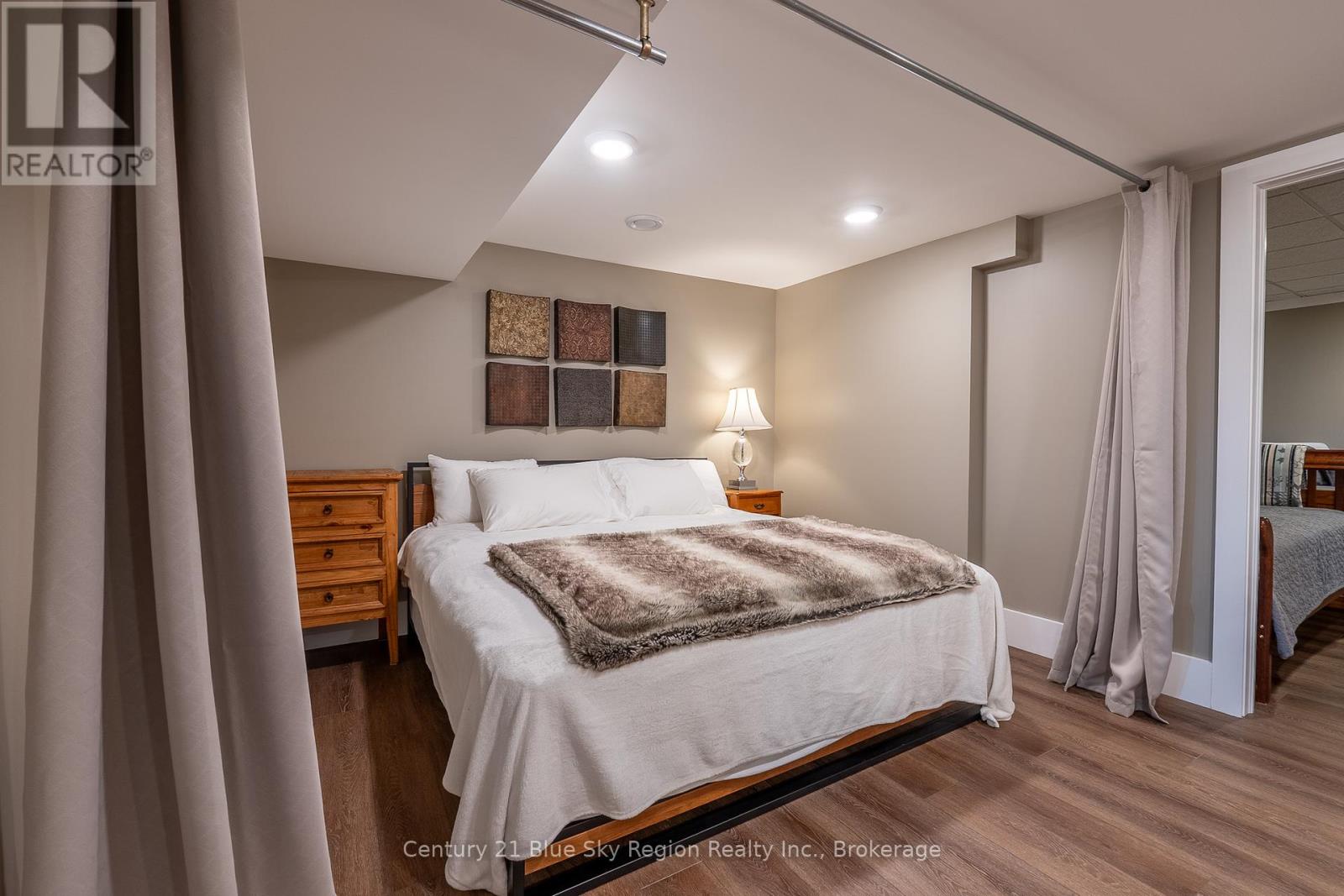 54 Chadbourne Drive, North Bay, Ontario  P1B 8G2 - Photo 45 - X12181180