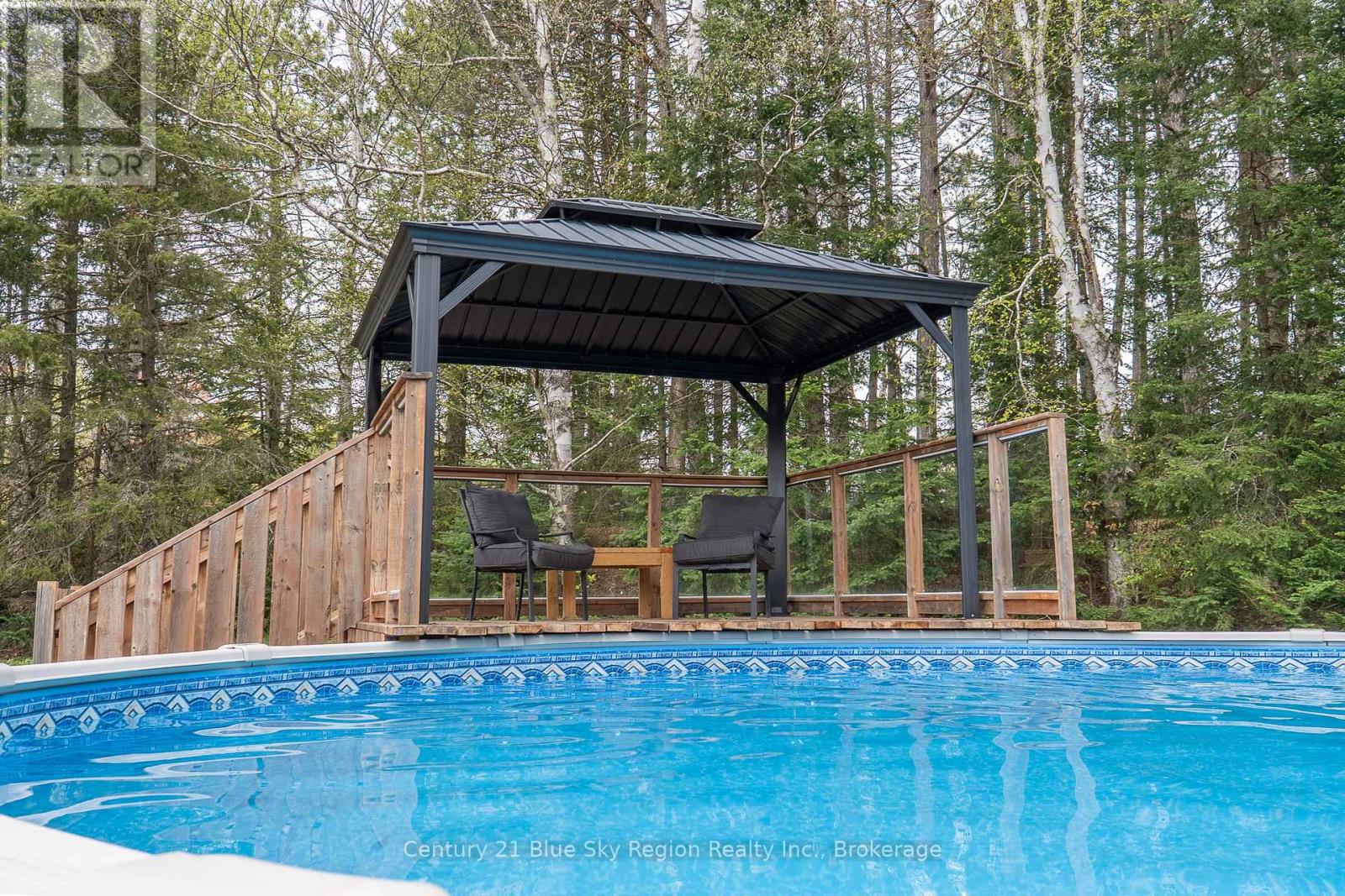 54 Chadbourne Drive, North Bay, Ontario  P1B 8G2 - Photo 6 - X12181180
