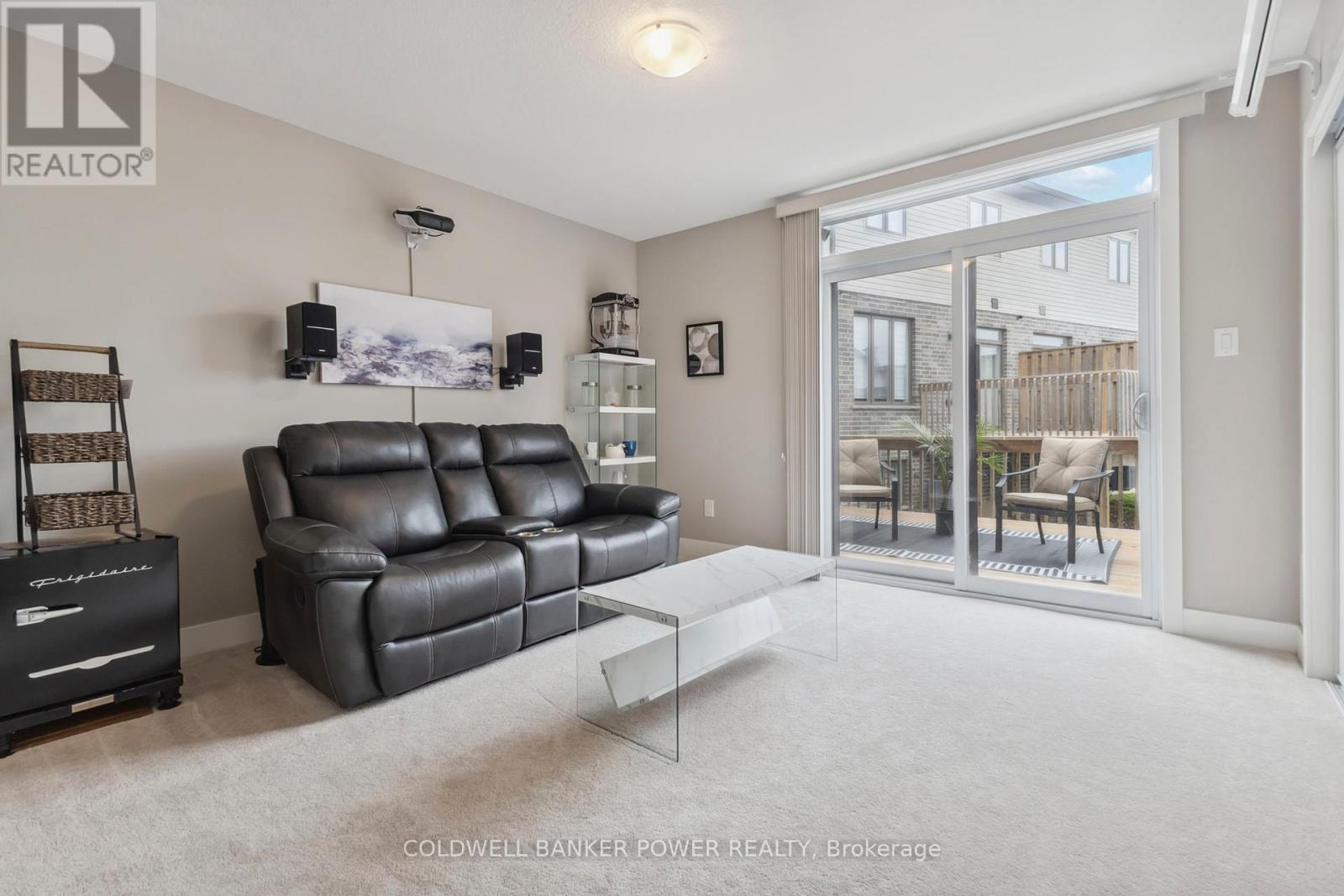 28 - 2070 Meadowgate Boulevard, London South (South U), Ontario  N6M 1K1 - Photo 9 - X12181269