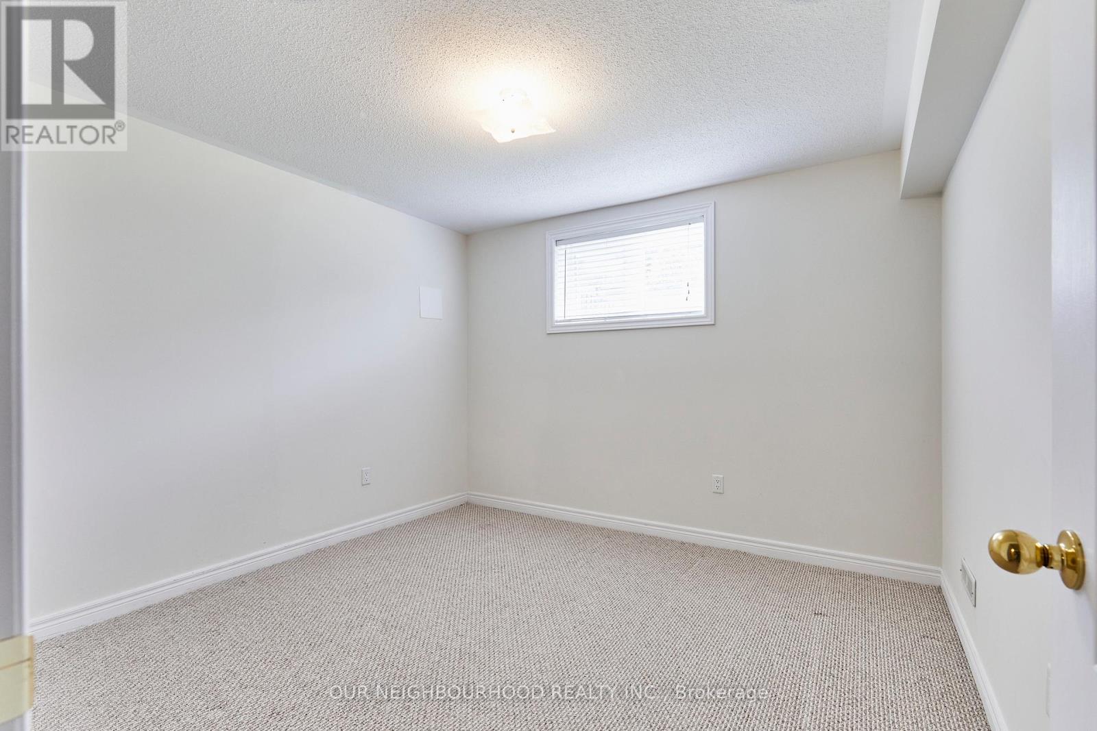 17 Sleepy Hollow Place, Whitby, Ontario  L1R 0E4 - Photo 26 - E12181232