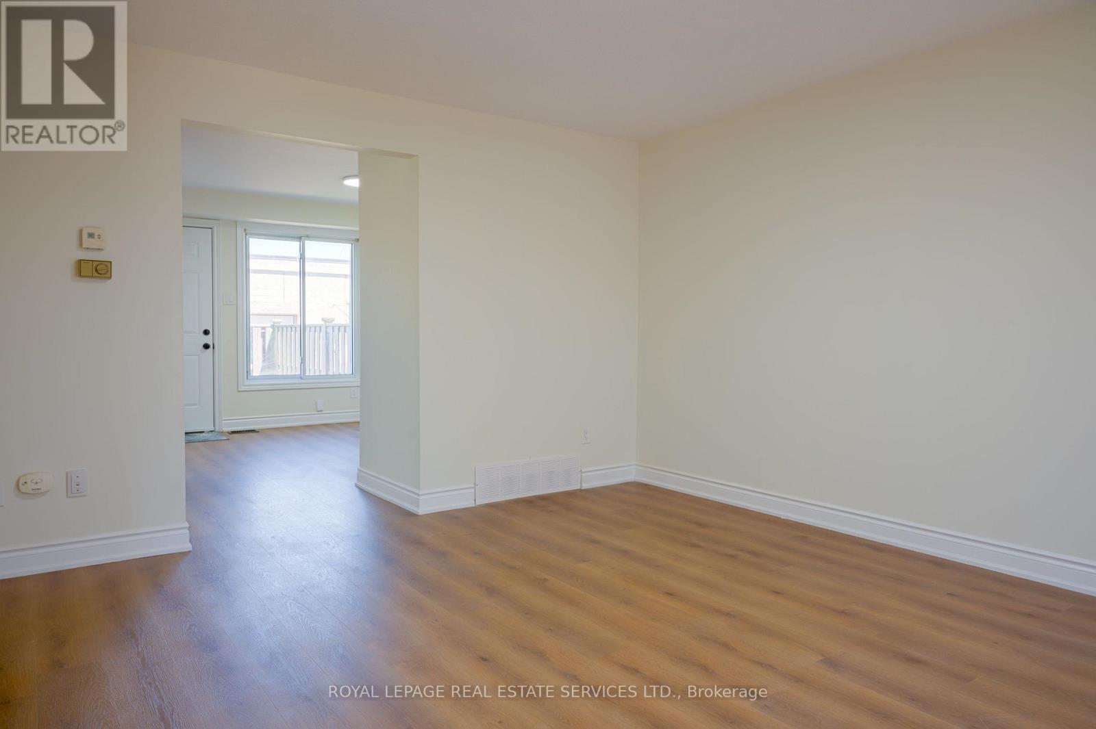 13 - 215 Trudeau Drive, Sarnia, Ontario  N7S 4T5 - Photo 23 - X12180015