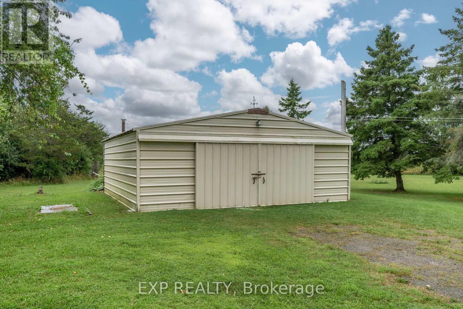 737 County Rd 18, Prince Edward County, Ontario  K0K 1P0 - Photo 41 - X12181239