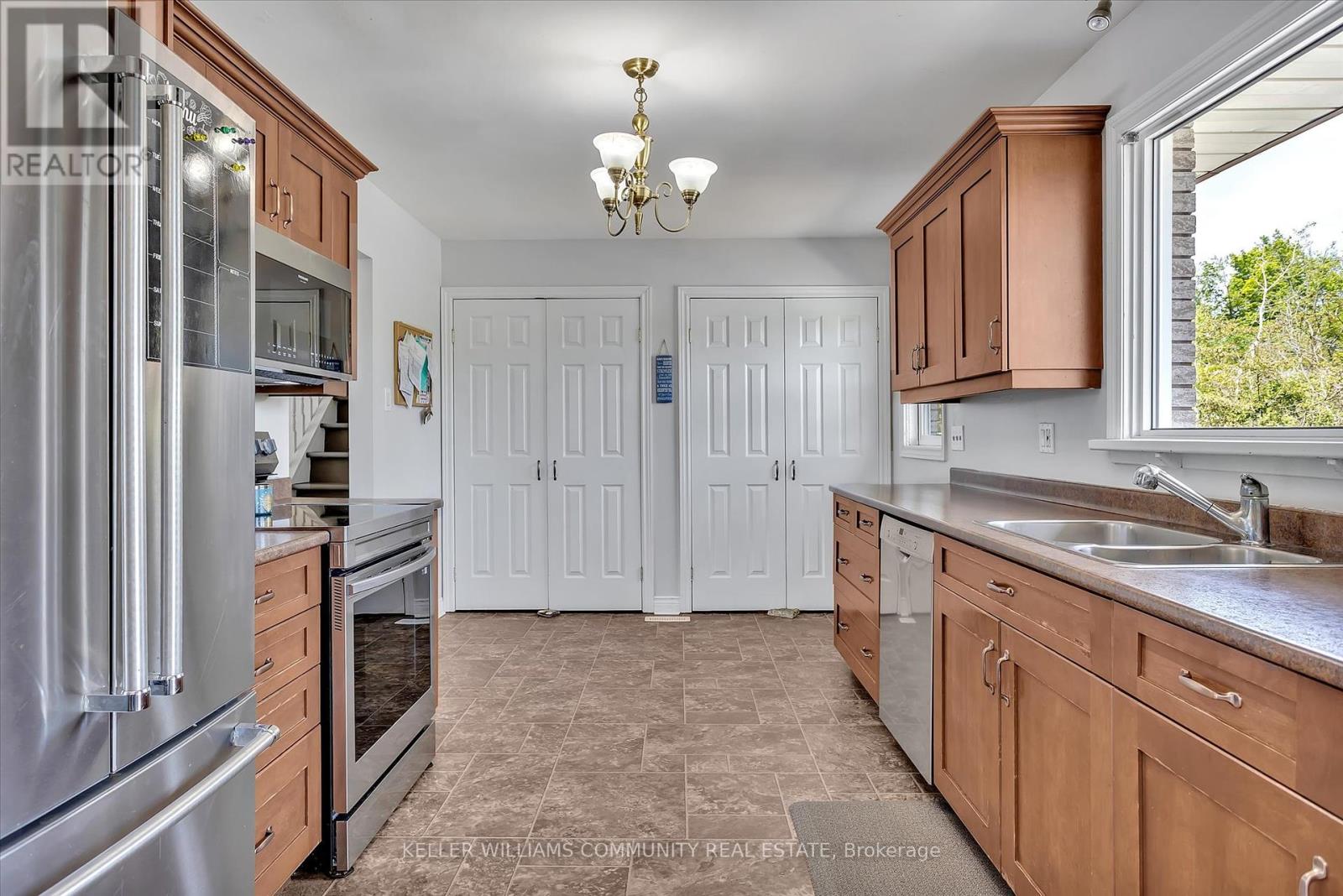 1634 Hayes Line, R.r. #2, Kawartha Lakes, Ontario  L0A 1C0 - Photo 14 - X12181322