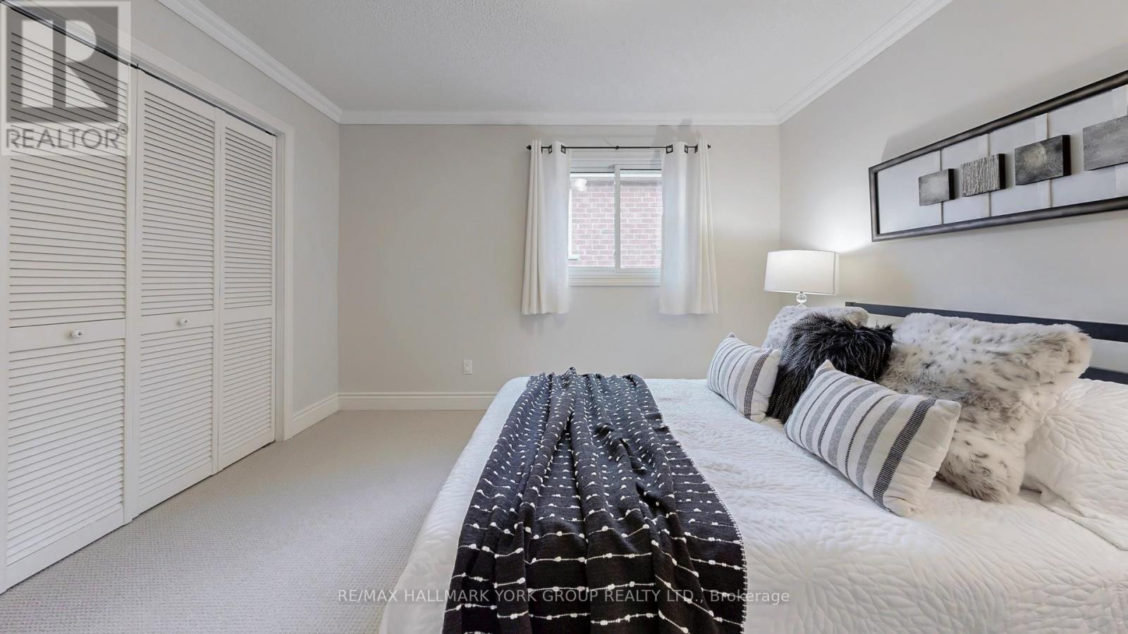 213 Kemano Road, Aurora (Aurora Heights), Ontario  L4G 4Z1 - Photo 28 - N12181030