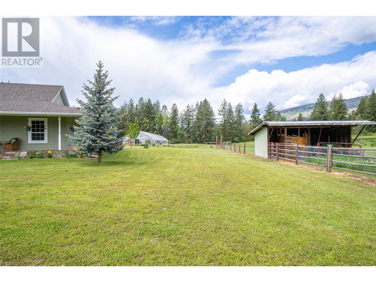 4858 Salmon River Road, Spallumcheen, British Columbia  V0E 1B4 - Photo 64 - 10347783