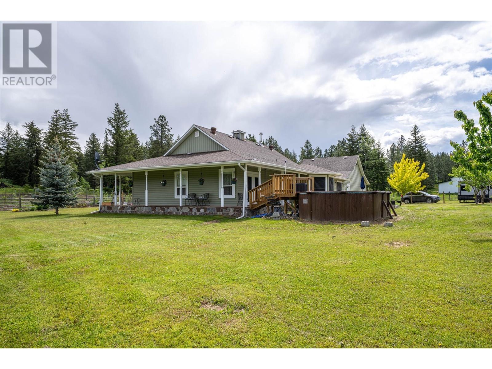 4858 Salmon River Road, Spallumcheen, BC V0E1B4