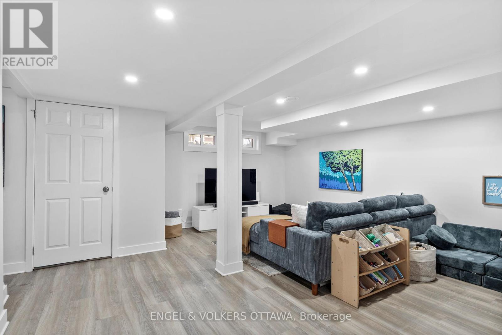 916 Kirkwood Avenue, Ottawa, Ontario  K1Z 5Y5 - Photo 26 - X12181183