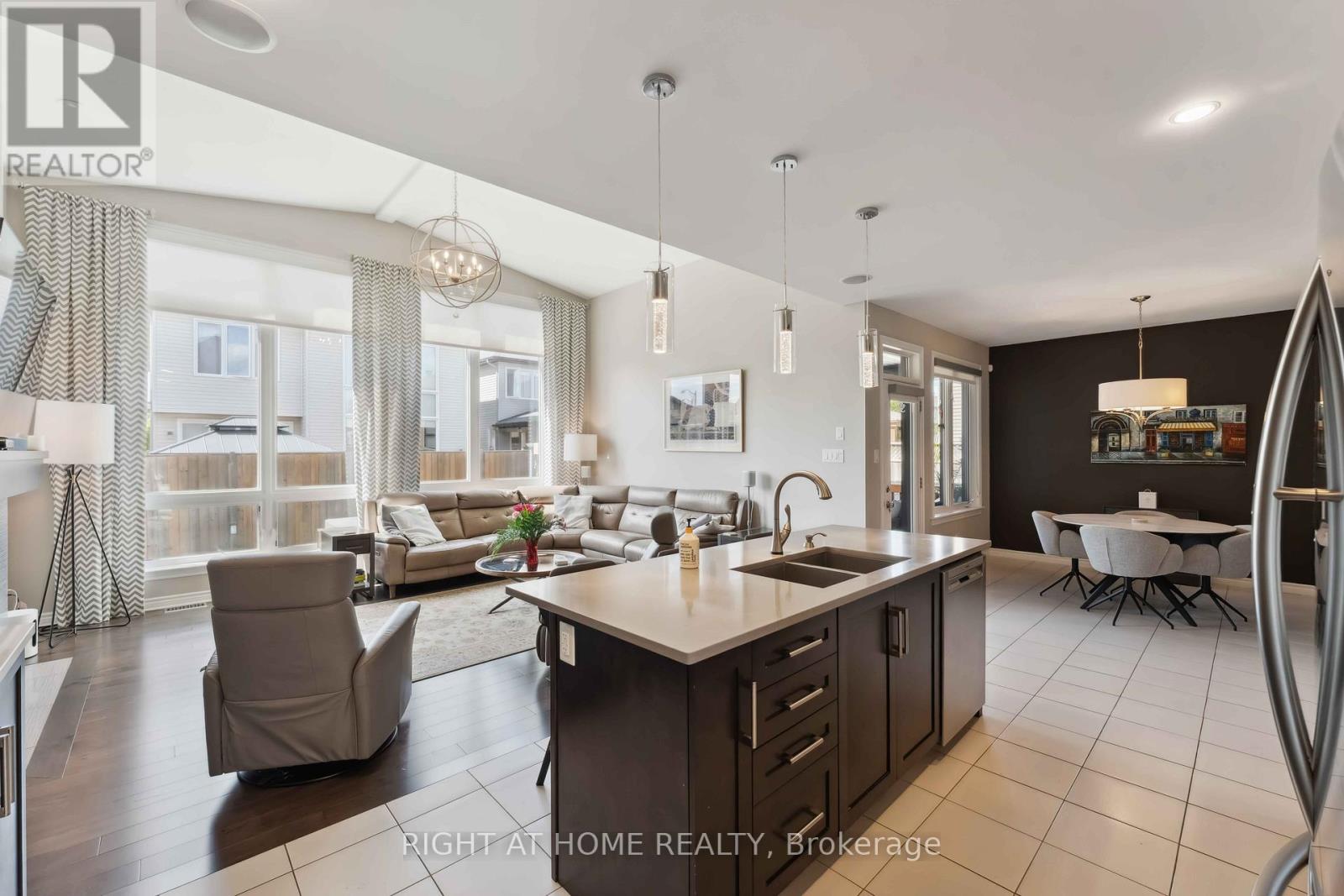 202 Balikun Heights, Ottawa, Ontario  K2V 0A6 - Photo 12 - X12181289