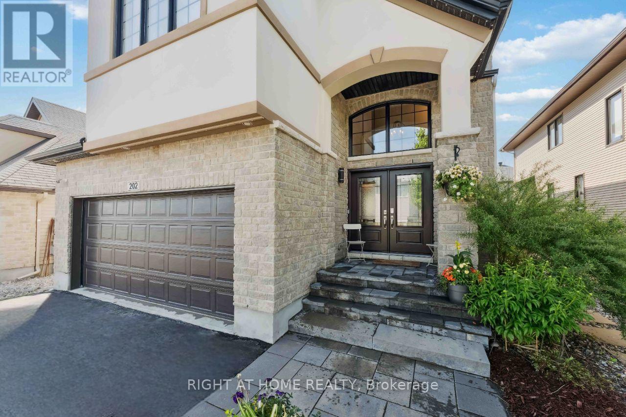 202 Balikun Heights, Ottawa, Ontario  K2V 0A6 - Photo 2 - X12181289