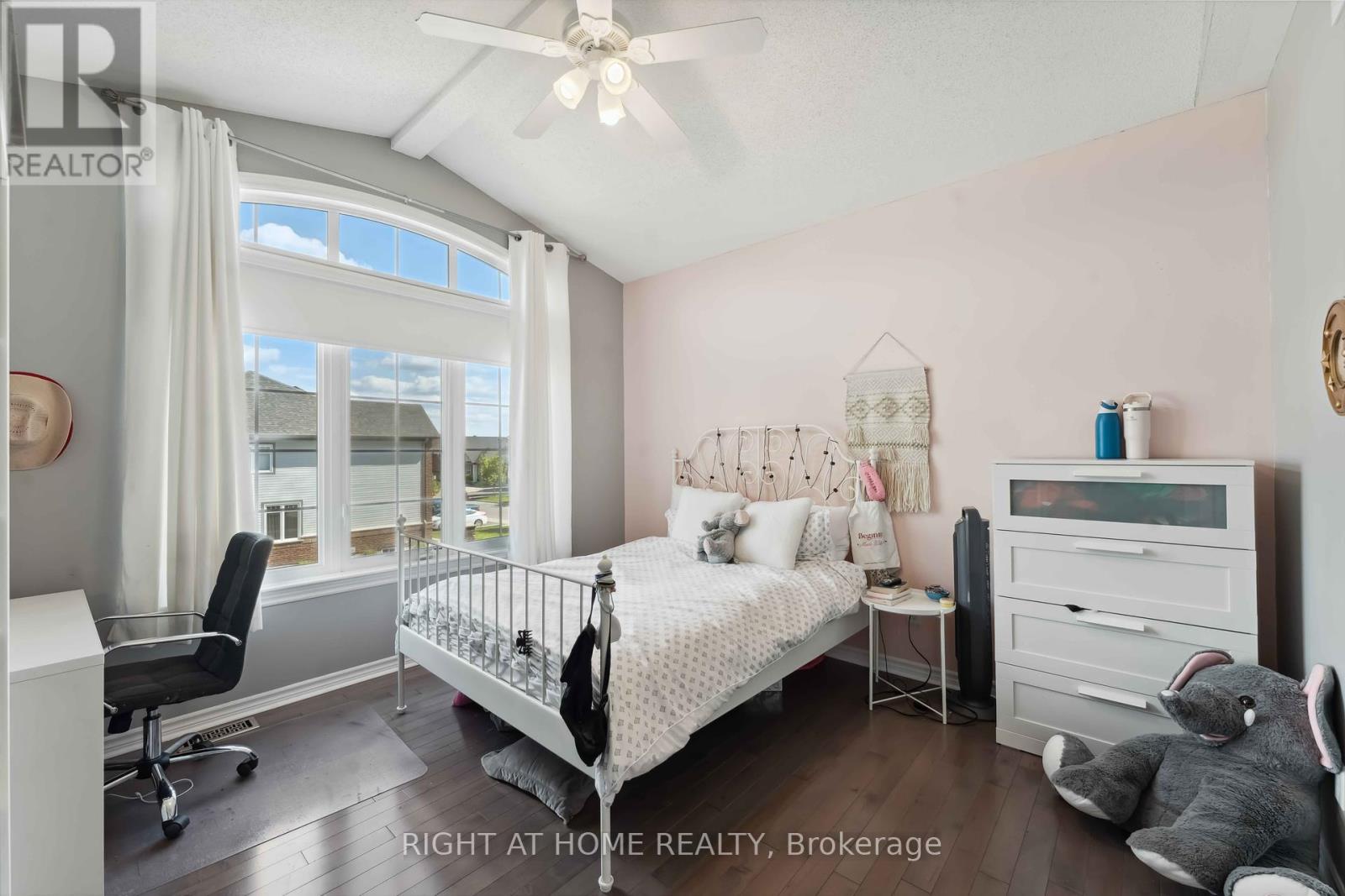 202 Balikun Heights, Ottawa, Ontario  K2V 0A6 - Photo 26 - X12181289