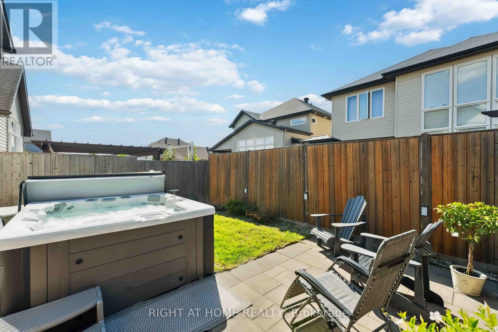 202 Balikun Heights, Ottawa, Ontario  K2V 0A6 - Photo 34 - X12181289