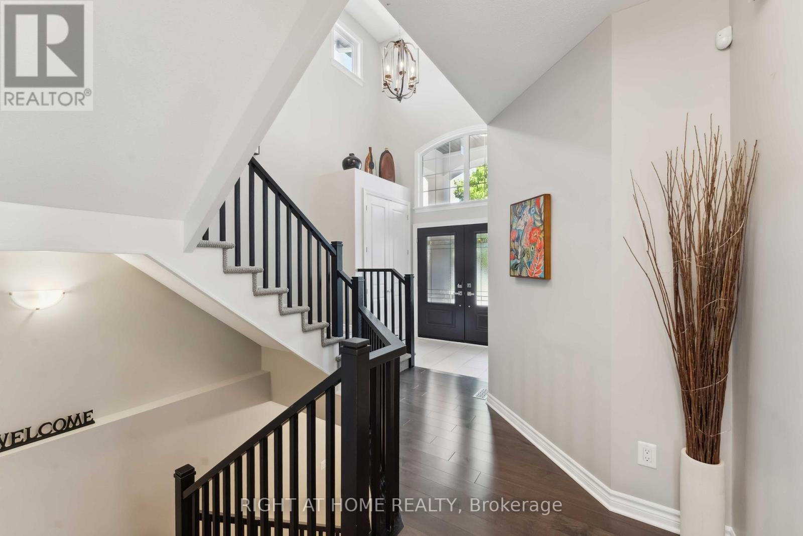 202 Balikun Heights, Ottawa, Ontario  K2V 0A6 - Photo 4 - X12181289