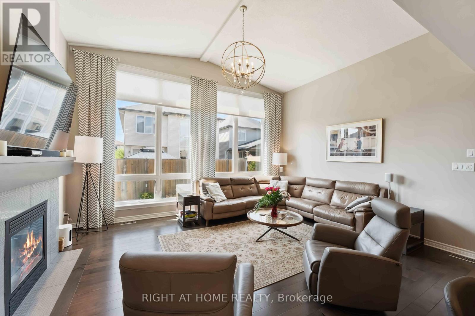 202 Balikun Heights, Ottawa, Ontario  K2V 0A6 - Photo 6 - X12181289