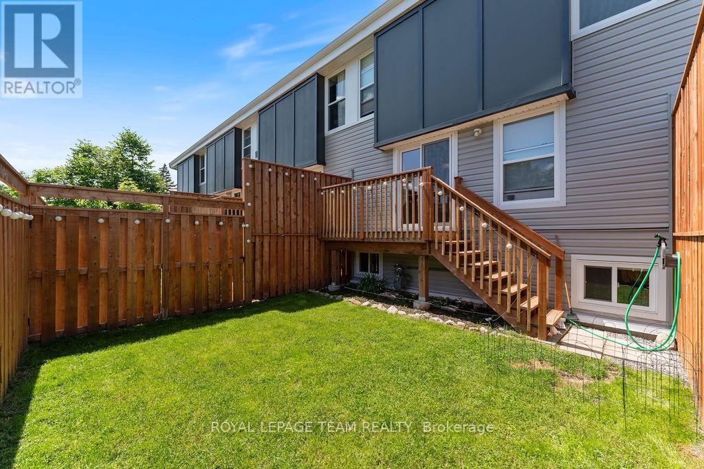 175 - 825 Cahill Drive, Ottawa, Ontario  K1V 9N7 - Photo 2 - X12181332