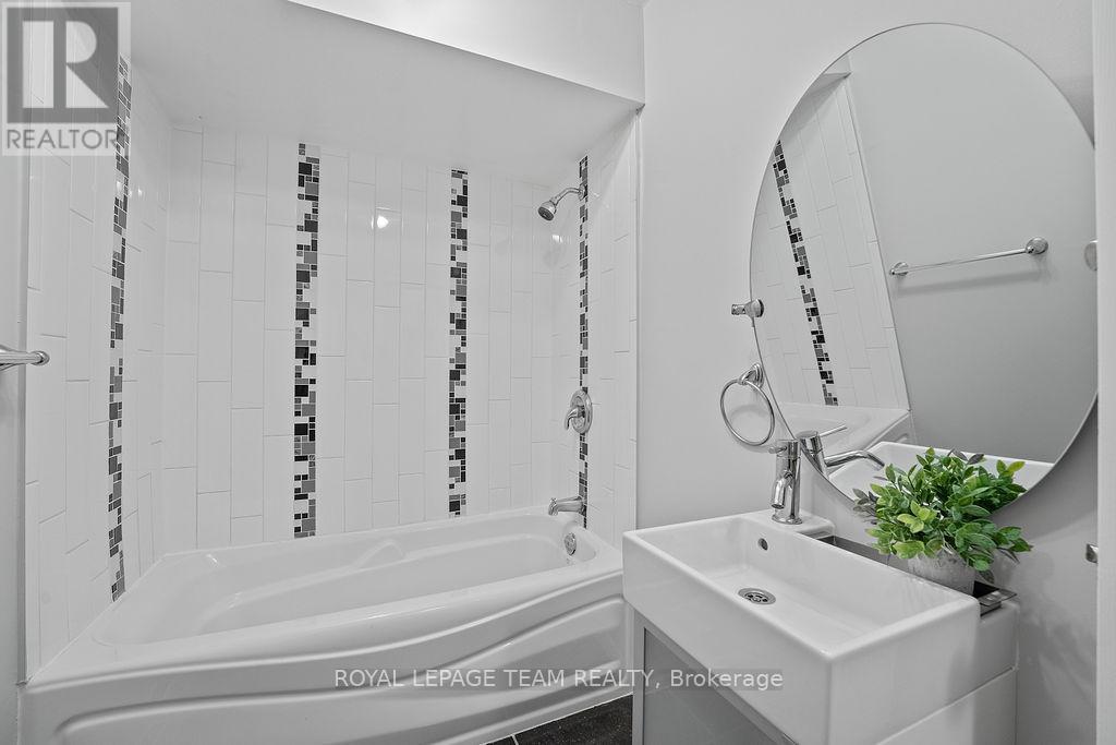175 - 825 Cahill Drive, Ottawa, Ontario  K1V 9N7 - Photo 27 - X12181332