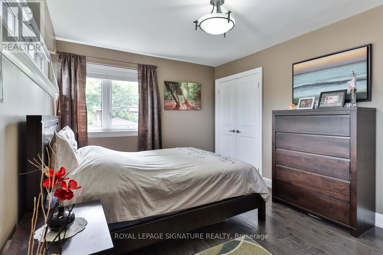 76 Berkinshaw Crescent, Toronto, Ontario  M3B 2T2 - Photo 12 - C12181123