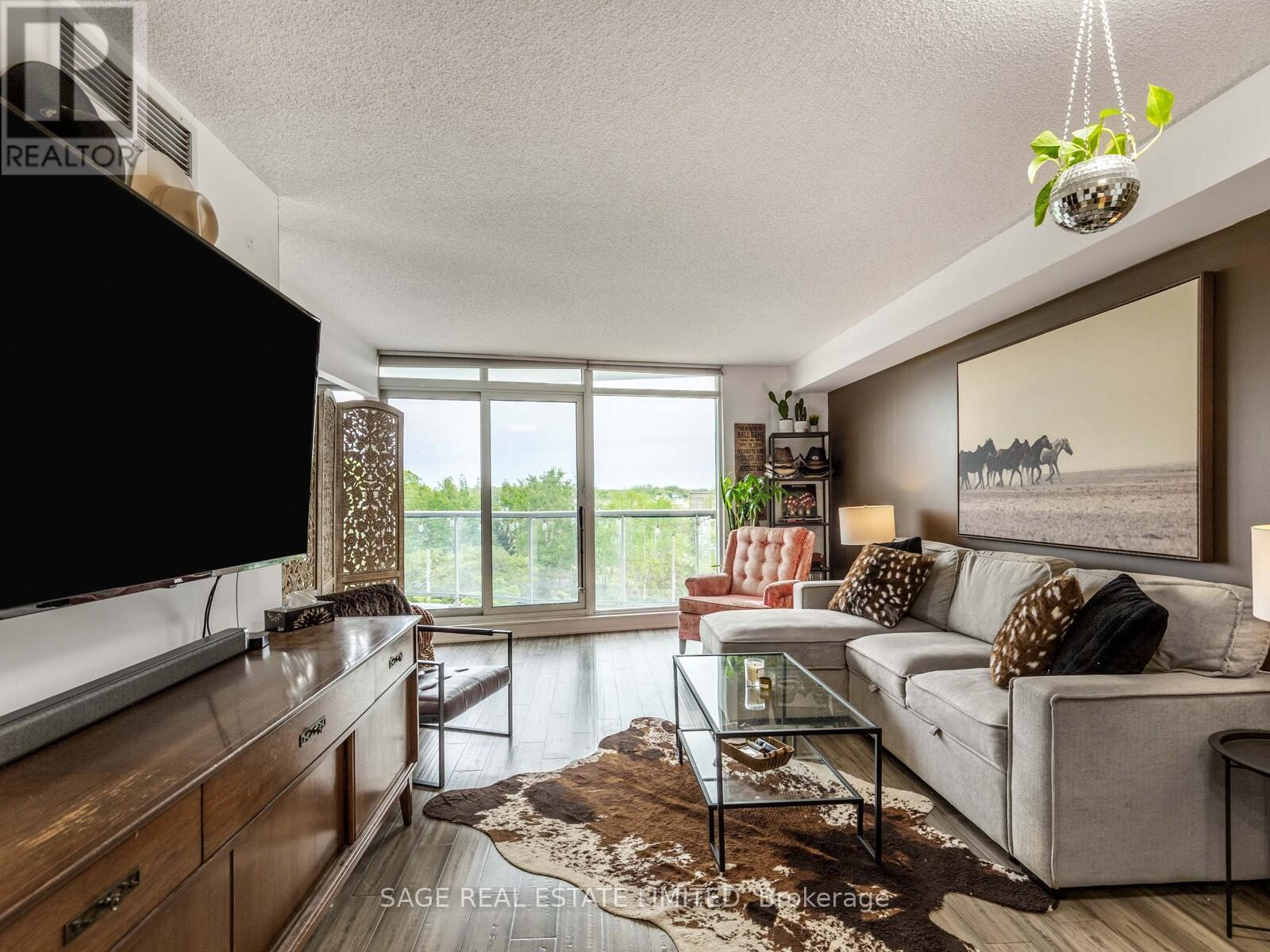 522 - 550 Queens Quay W, Toronto, Ontario  M5V 3M8 - Photo 11 - C12181136