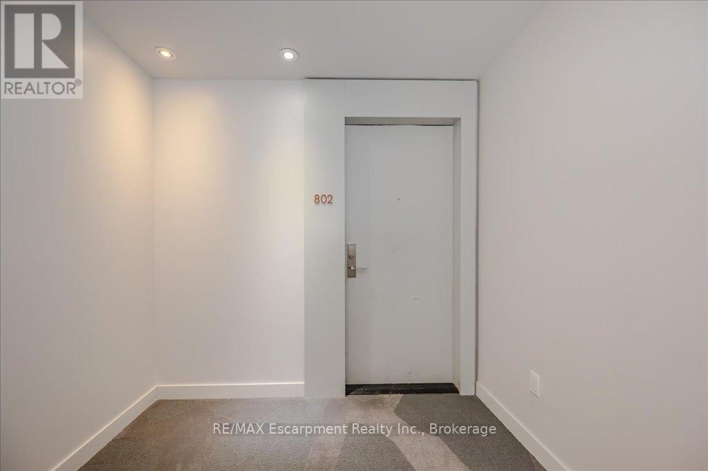 802 - 60 Colborne Street, Toronto, Ontario  M5E 0B7 - Photo 5 - C12181349