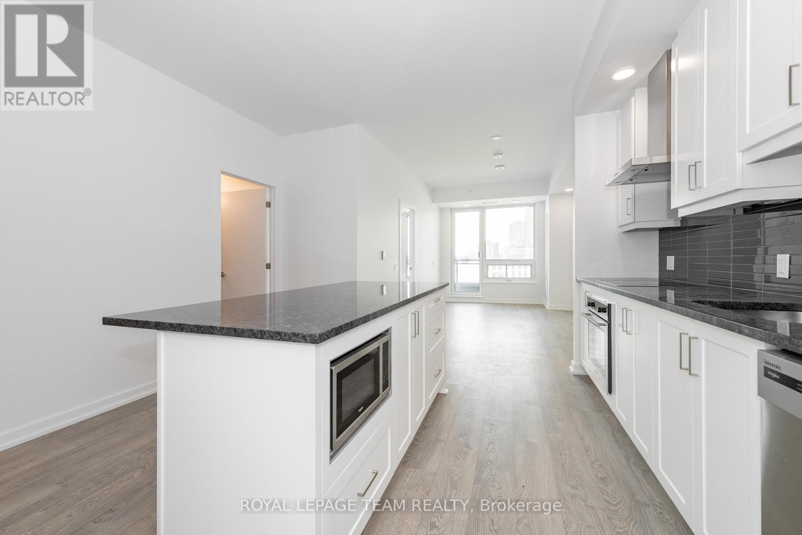 310 - 320 Miwate Private, Ottawa, Ontario  K1R 0E1 - Photo 9 - X12176168