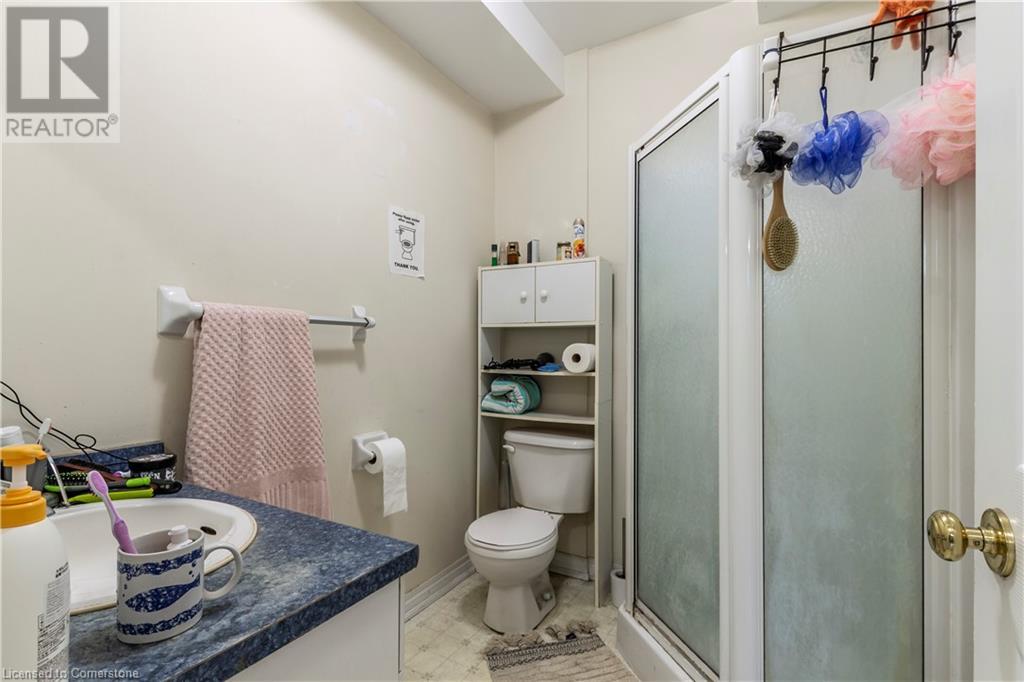 178 W Erb Street W, Waterloo, Ontario  N2L 1V3 - Photo 15 - 40735032