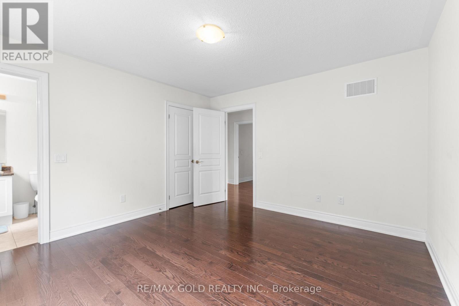 24 Finland Drive, Vaughan (Kleinburg), Ontario  L4H 4A2 - Photo 29 - N12181071