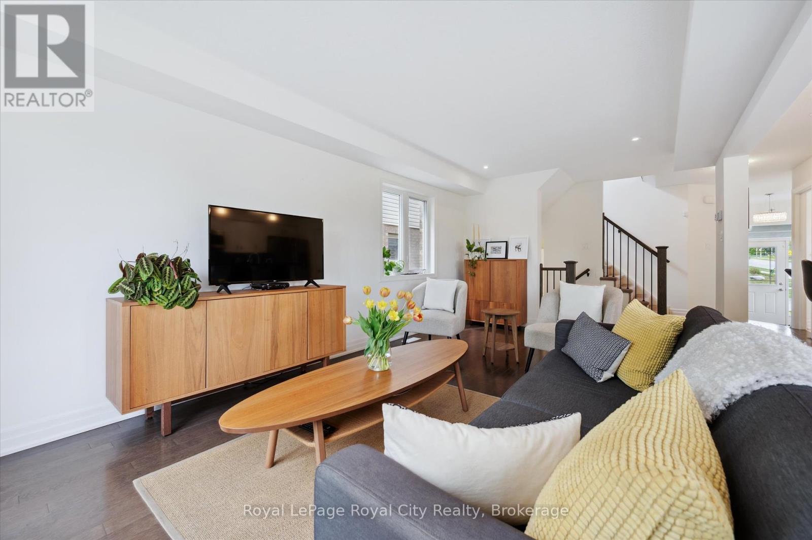1 Samuel Drive, Guelph (Pineridge/westminster Woods), Ontario  N1L 0K9 - Photo 12 - X12181208