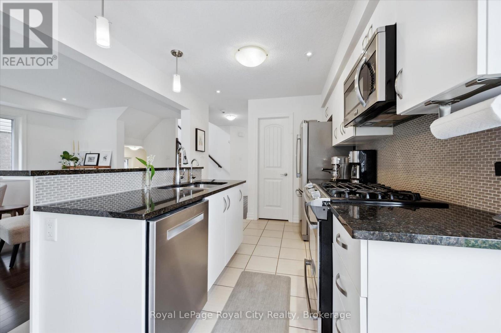 1 Samuel Drive, Guelph (Pineridge/westminster Woods), Ontario  N1L 0K9 - Photo 15 - X12181208