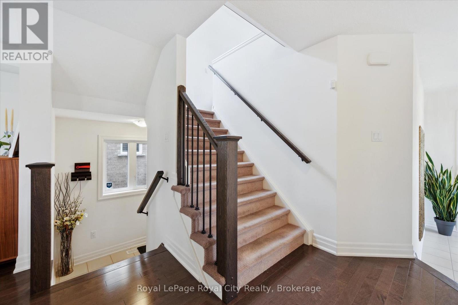 1 Samuel Drive, Guelph (Pineridge/westminster Woods), Ontario  N1L 0K9 - Photo 20 - X12181208