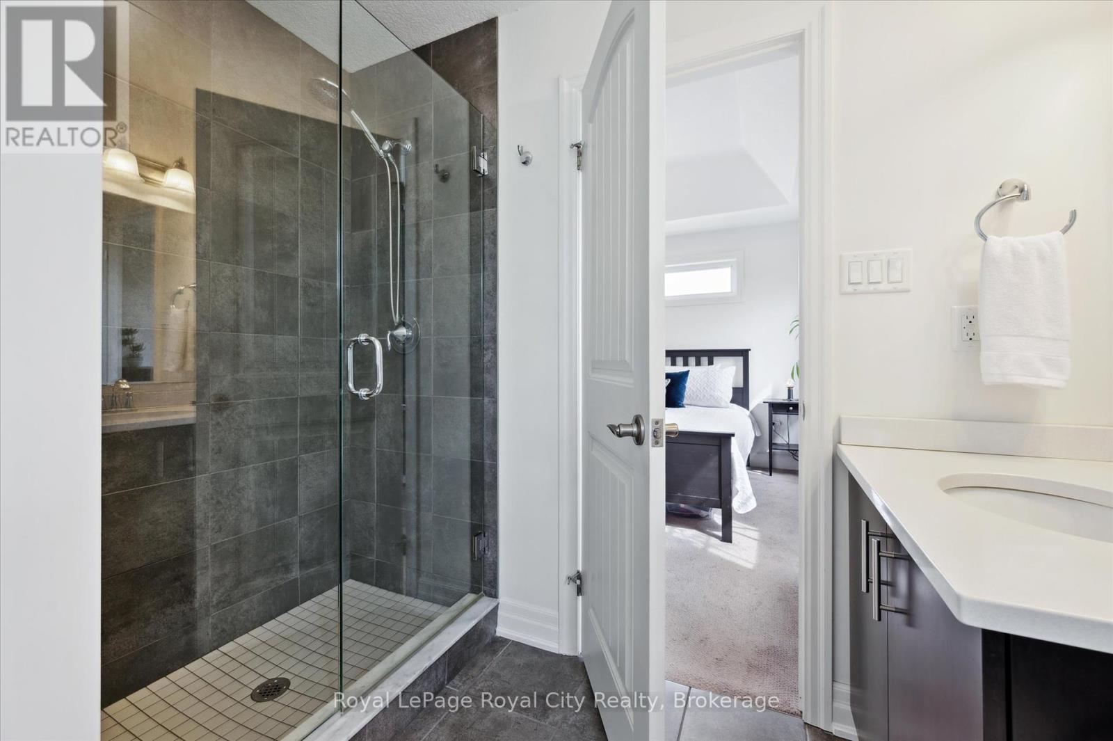 1 Samuel Drive, Guelph (Pineridge/westminster Woods), Ontario  N1L 0K9 - Photo 32 - X12181208