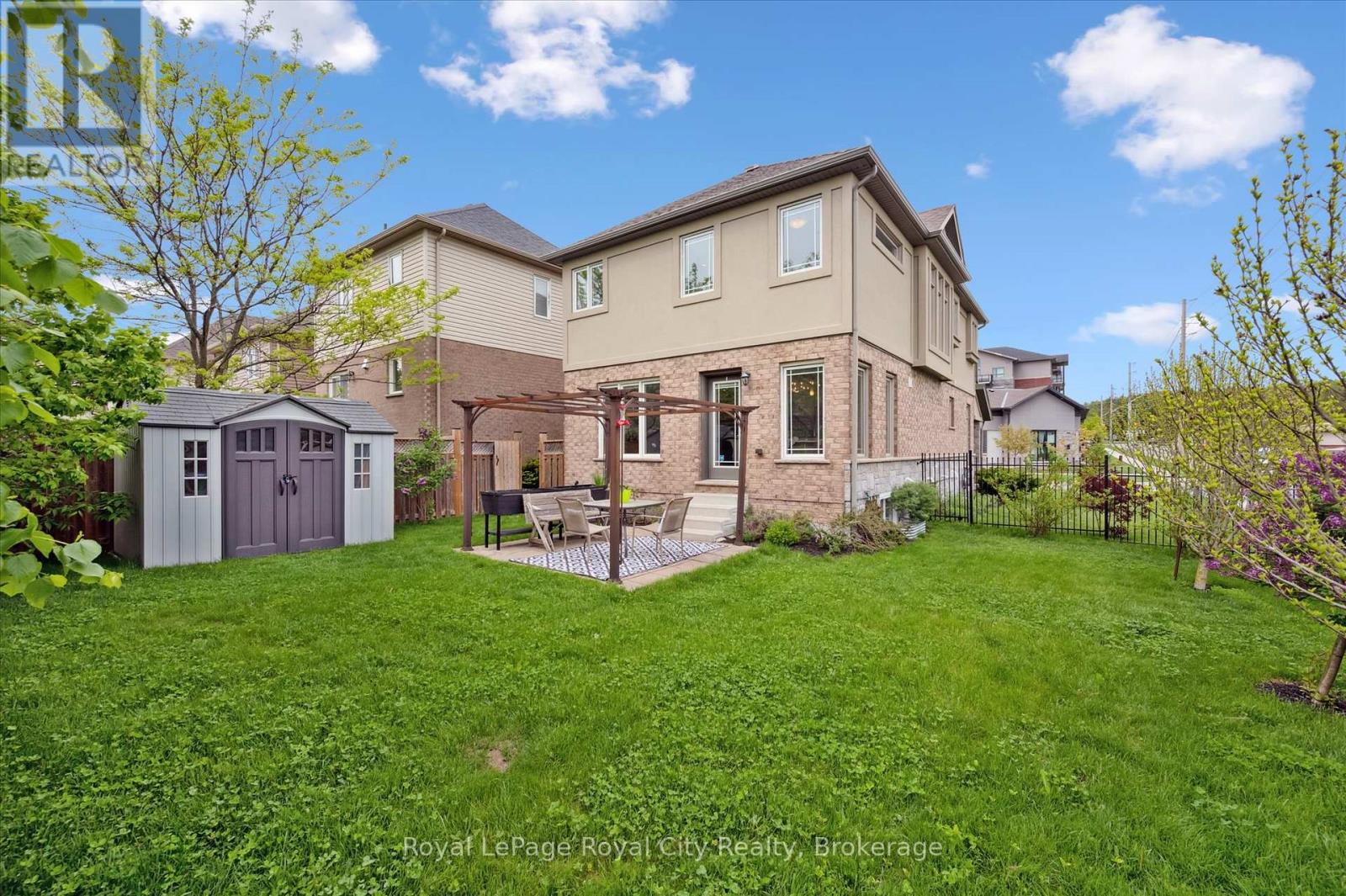 1 Samuel Drive, Guelph (Pineridge/westminster Woods), Ontario  N1L 0K9 - Photo 39 - X12181208