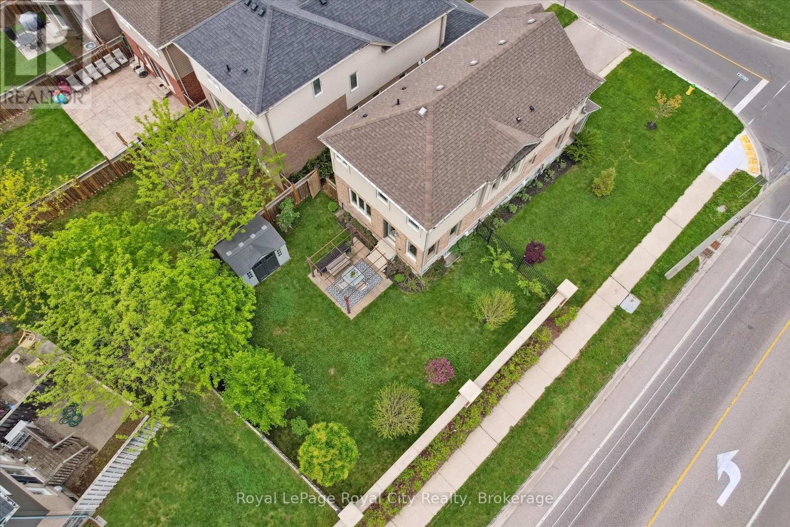 1 Samuel Drive, Guelph (Pineridge/westminster Woods), Ontario  N1L 0K9 - Photo 44 - X12181208