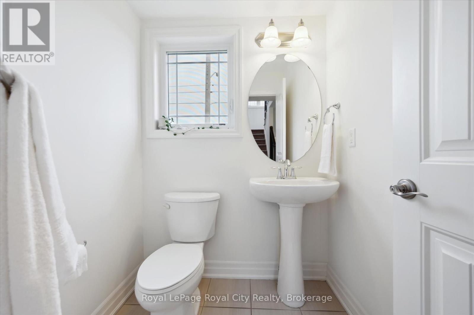 1 Samuel Drive, Guelph (Pineridge/westminster Woods), Ontario  N1L 0K9 - Photo 8 - X12181208