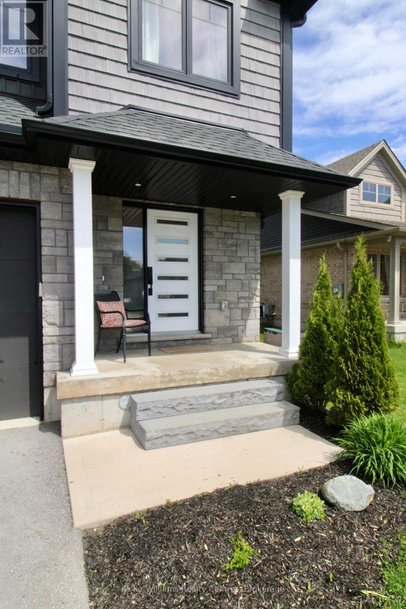 245 Eccles Avenue, West Grey, Ontario  N0G 1R0 - Photo 3 - X12181275