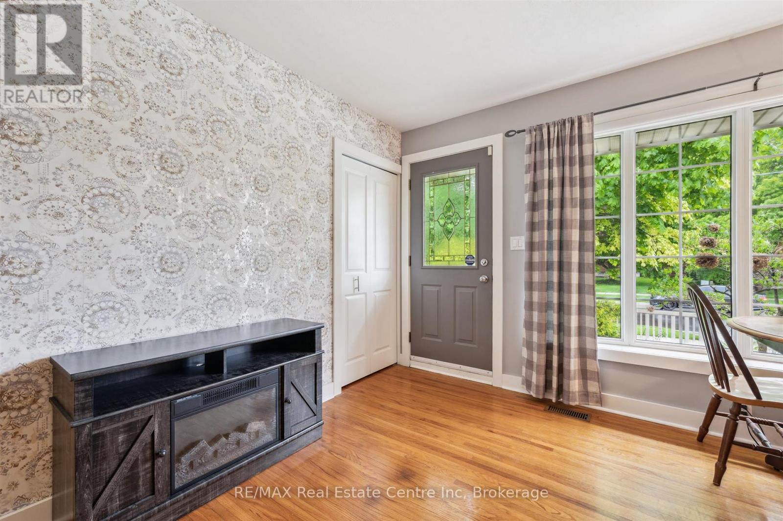 756 Cambridge Street, Woodstock (Woodstock - North), Ontario  N4S 4V6 - Photo 6 - X12181303