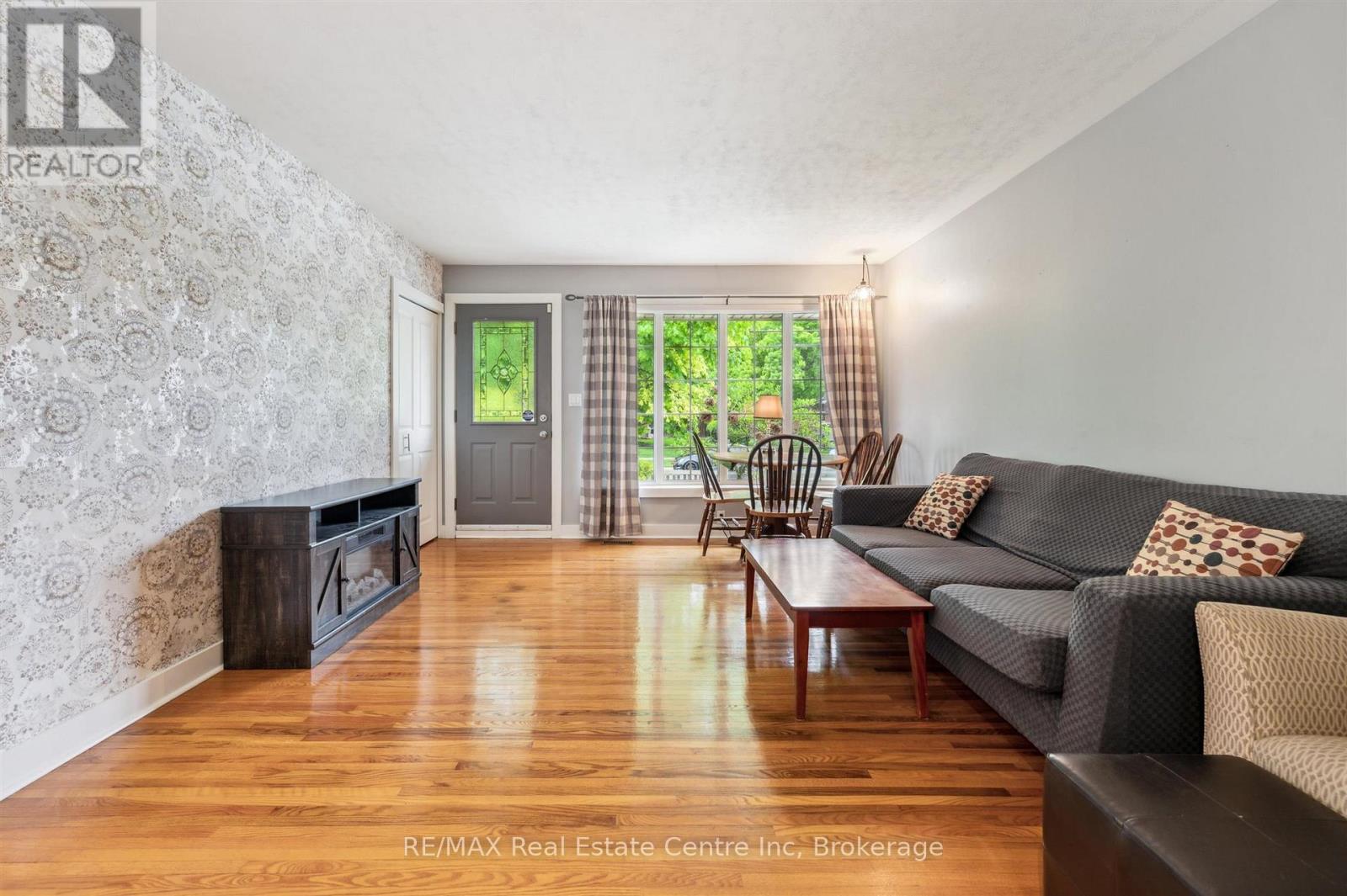 756 Cambridge Street, Woodstock, Ontario  N4S 4V6 - Photo 7 - X12181303
