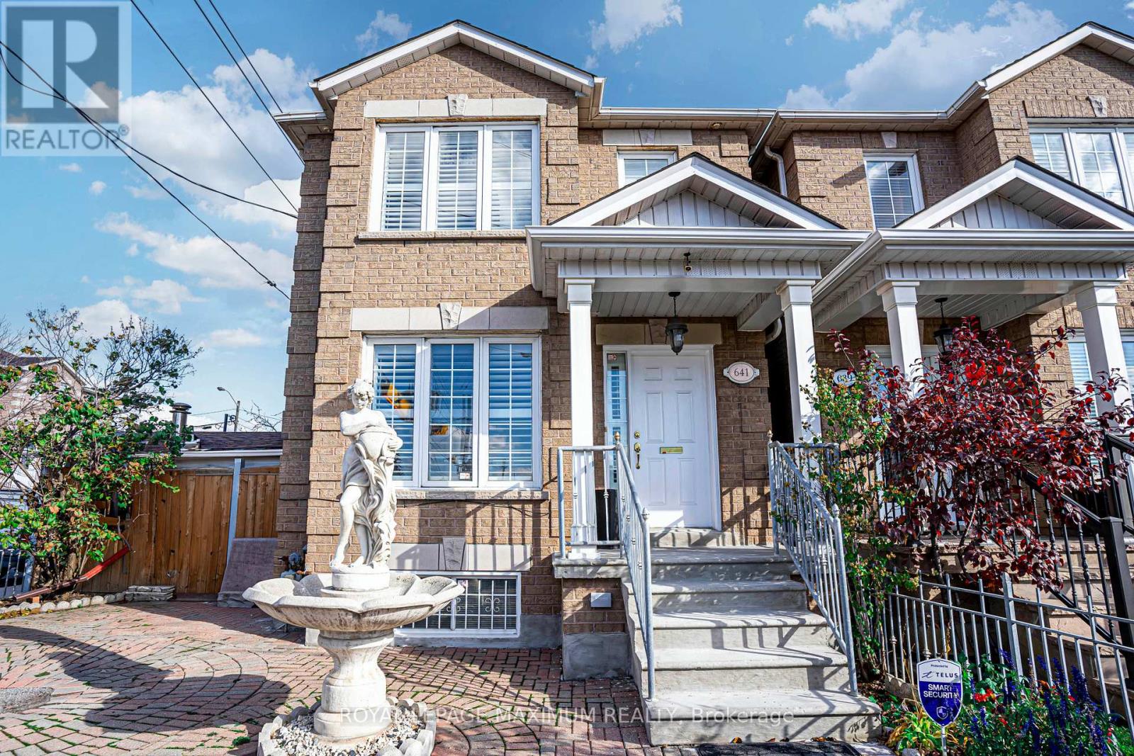 UPPER - 641 CALEDONIA ROAD, Toronto, Ontario