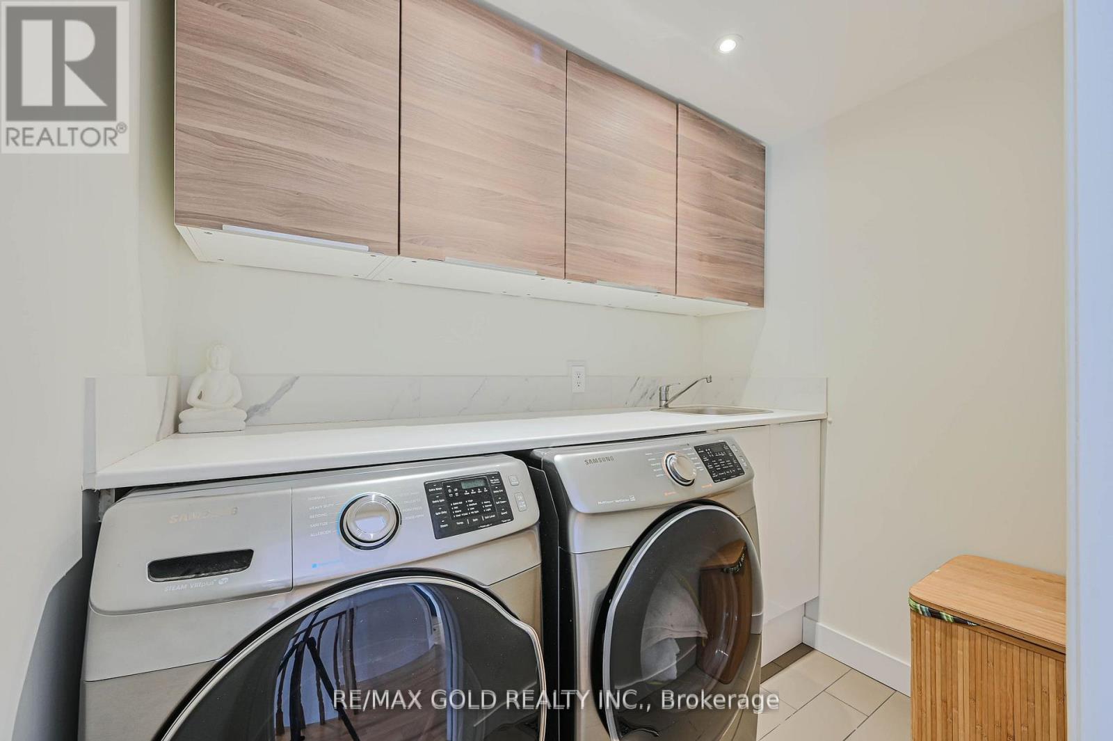 40 Burton Road, Brampton (Brampton West), Ontario  L6X 1M7 - Photo 43 - W12181107